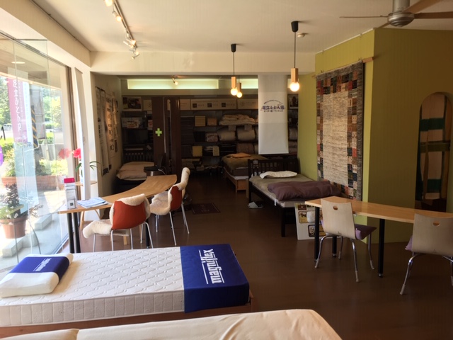 足立ふとん店_内観写真