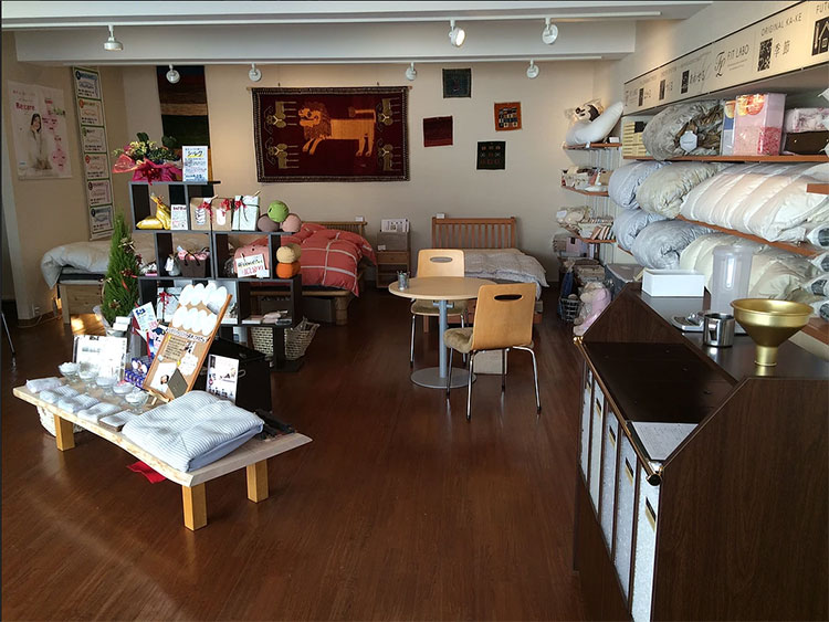 足立ふとん店_内観写真