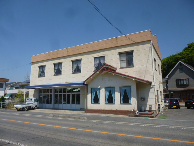 ミナミ装飾_外観写真